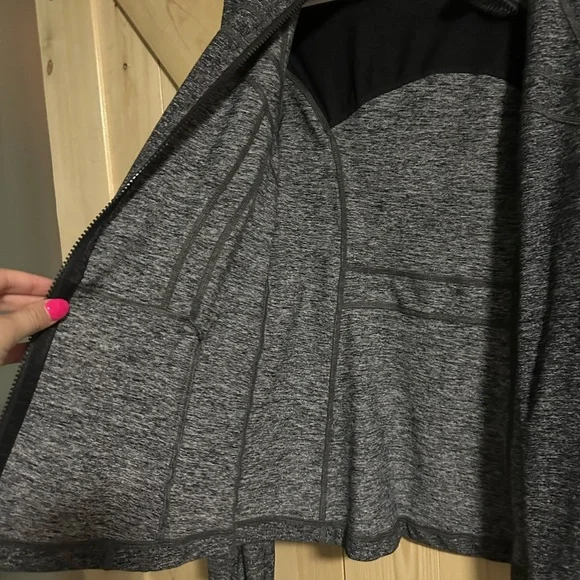 Lululemon Define Jacket Women's Sz 8 Gray Luon in Heathered Long Sleeve Full Zip - Picture 4 of 7
